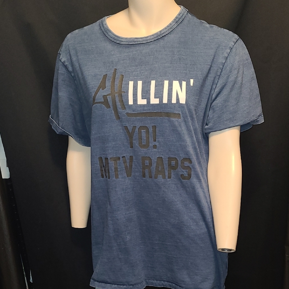 American Eagle Outfitters Navy MTV Collaboration Tee